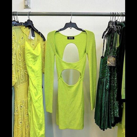 SER.O.YA Women’s Knit Bodycon Cut Out Mini Dress Small Green Long Sleeve Holiday - Picture 1 of 8